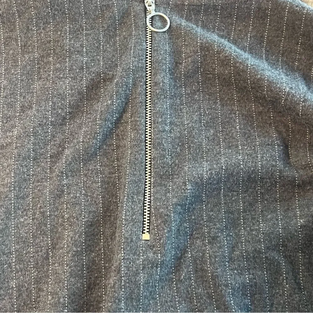 Womens Zara Long Length Gray Sweater Open Sides - Picture 4 of 11